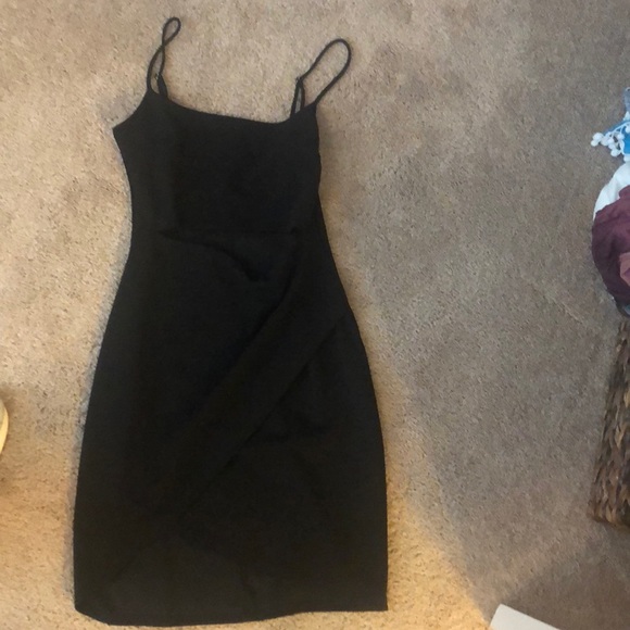 Lulus Dresses & Skirts - Beautiful lulus black mini dress!